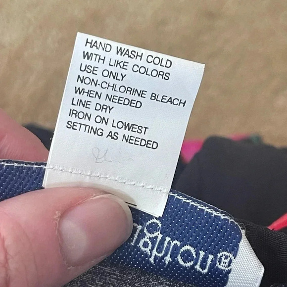 Vintage Norton McNaughton Hawaiian Floral Maxi Dress - Black / Red & Pink - Picture 10 of 10